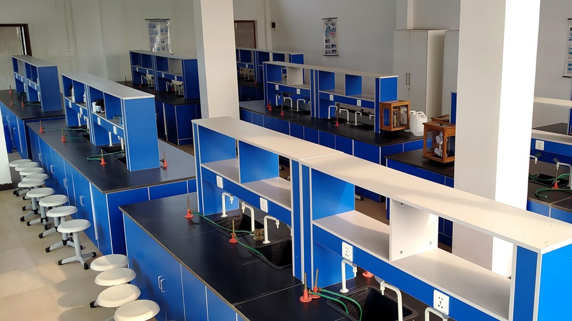 Science & Computer Labs